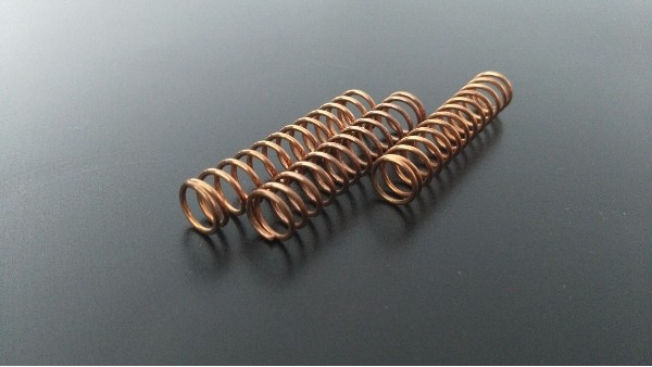 依據不一樣溫度挑選彈簧的材質