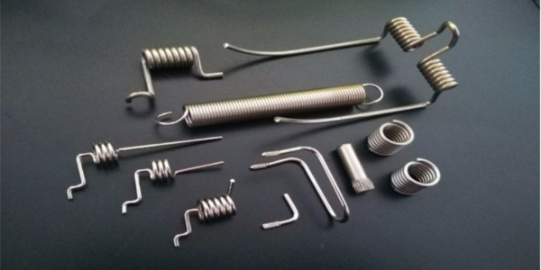 怎樣除去彈簧上的油污？