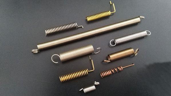 精密異形彈簧怎么安裝