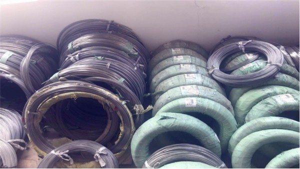 影響彈簧挑選材質的因素有哪些?